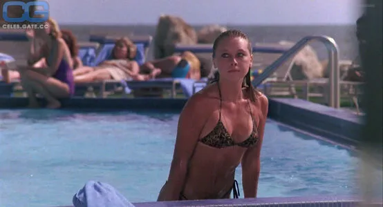 Leslie Easterbrook Thumbnail Picture