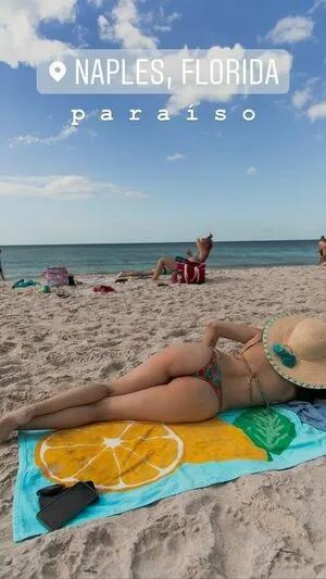 Leticia Dirks Thumbnail Picture