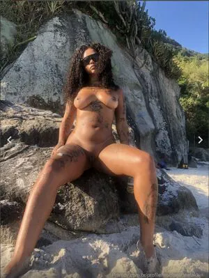 Leticia Gabriela Thumbnail Picture