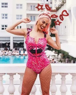 Leticia Lima Thumbnail Picture