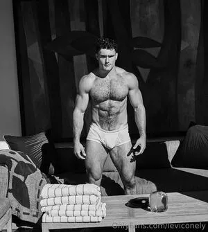 Leviconely OnlyFans Leaked Free Thumbnail Picture - #L4F6ESrlvm