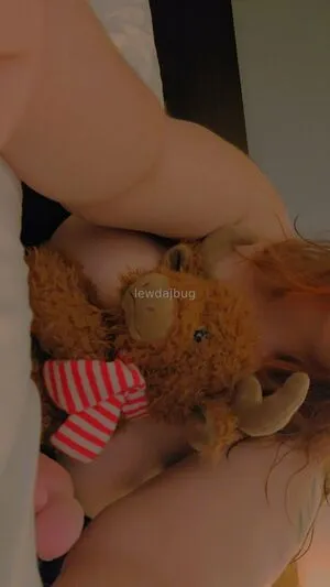 Lewdajbug OnlyFans Leaked Free Thumbnail Picture - #D3OZVZYFAg