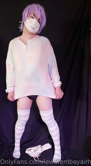 Lewdfemboyairhead Thumbnail Picture