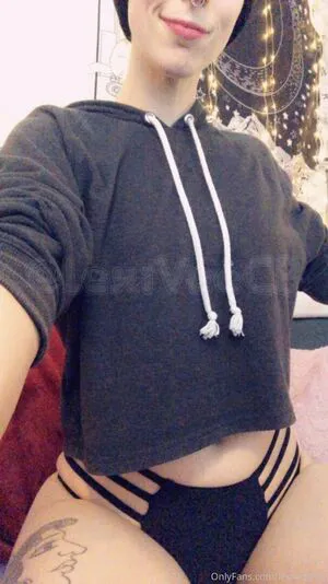 Lexiveefree OnlyFans Leaked Free Thumbnail Picture - #B6HdBXloky