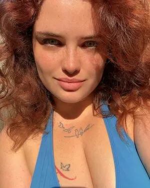 Leynnercutie Thumbnail Picture
