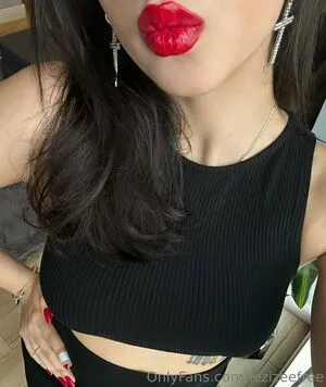 Lezizeefree OnlyFans Leaked Free Thumbnail Picture - #fjVHRqCCXQ