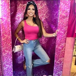 Lezza Tovar OnlyFans Leaked Free Thumbnail Picture - #VkJIXw0BZk