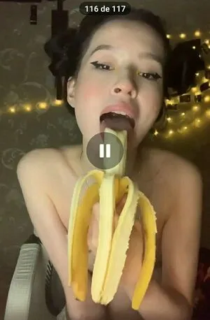 Lezzy Bunny Asmr Thumbnail Picture