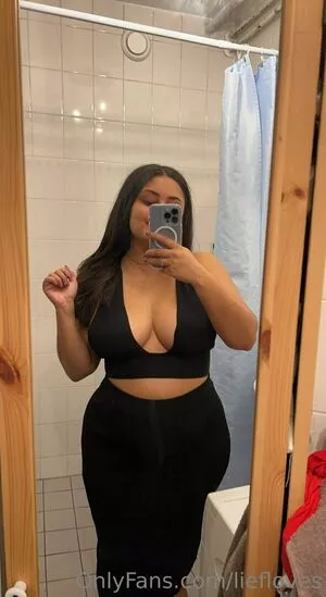 Liefloves OnlyFans Leaked Free Thumbnail Picture - #m3mrUNgOqT