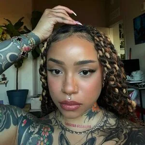 Lightskin OnlyFans Leaked Free Thumbnail Picture - #0C9EnEm1dO