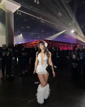 Lil Cynth1a Thumbnail Picture