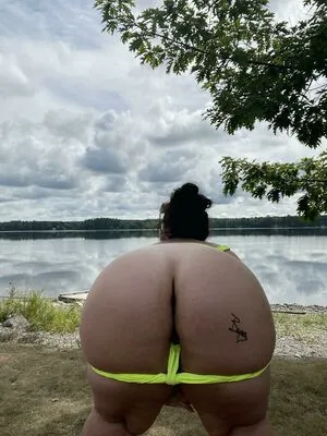 Lilcurvyqueenb Thumbnail Picture