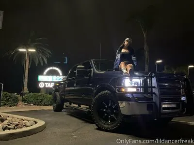 Lildancerfreak OnlyFans Leaked Free Thumbnail Picture - #gimNWsWY2Z