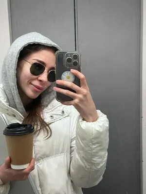 Lili Babe Thumbnail Picture