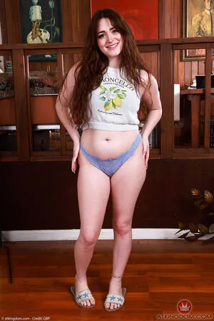 Lilibetsaunders Thumbnail Picture
