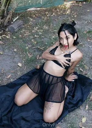 Lilitha7 Thumbnail Picture
