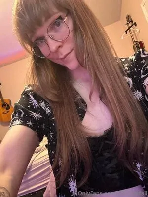 Lilithstarfall OnlyFans Leaked Free Thumbnail Picture - #69UoygyrC8
