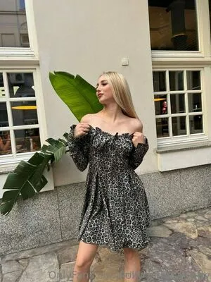 Lilli Clark OnlyFans Leaked Free Thumbnail Picture - #wdx2hHHBCb