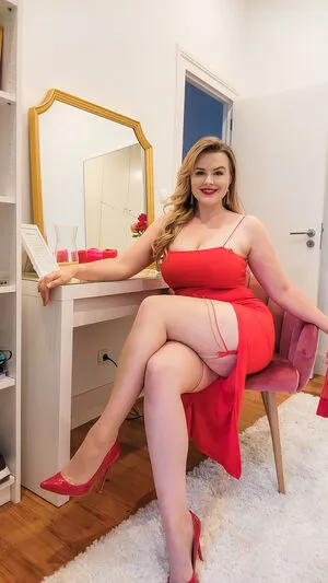 Lilli Luxe OnlyFans Leaked Free Thumbnail Picture - #C3TzlsMptf