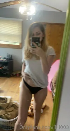 Lilli003 Thumbnail Picture