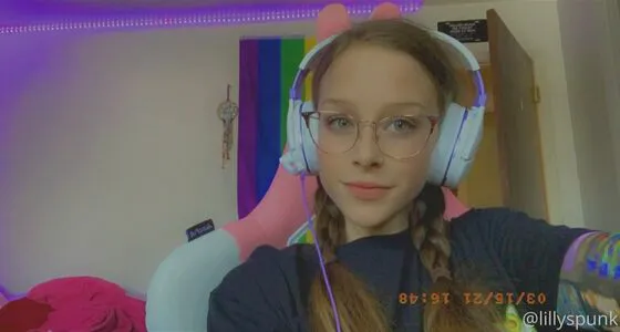 Lilly OnlyFans Leaked Free Thumbnail Picture - #u06M6Yei64