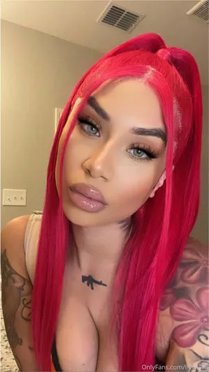 lillykash Profile Thumbnail