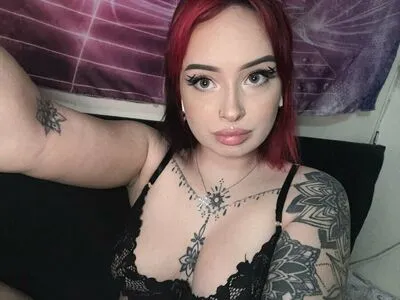 Lilmiss Xpanded Thumbnail Picture