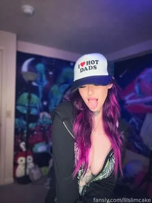 Lilslimcake Thumbnail Picture