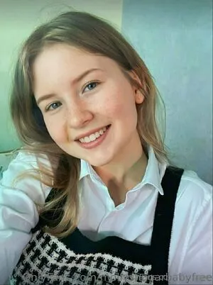 Lily Care Thumbnail Picture