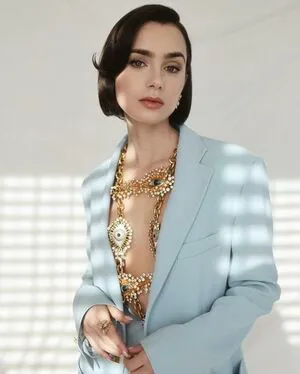 Lily Collins OnlyFans Leaked Free Thumbnail Picture - #2ectYRU4Um