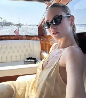 Lily James OnlyFans Leaked Free Thumbnail Picture - #0p4MhpbJSz