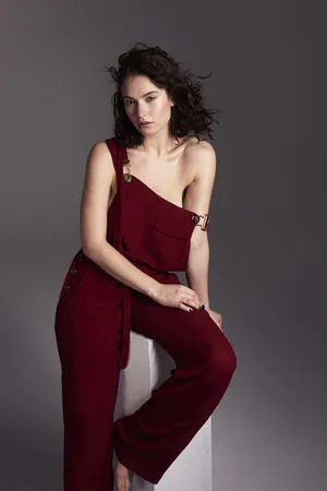 Lily James OnlyFans Leaked Free Thumbnail Picture - #IX03AvJB9a
