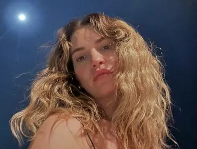 Lily James Thumbnail Picture