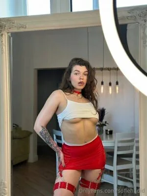 Lilyrush OnlyFans Leaked Free Thumbnail Picture - #ch3sDTareC