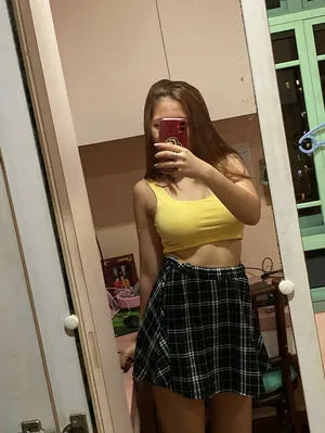Lilytitty Thumbnail Picture