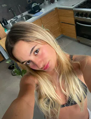 Lilywilsonx Thumbnail Picture