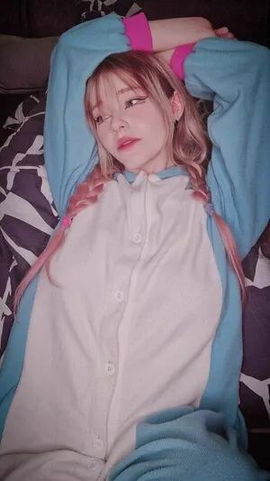 Linaneyeon OnlyFans Leaked Free Thumbnail Picture - #DtlF2i4IZ1