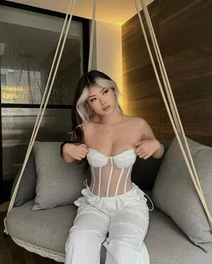 linawinaly OnlyFans Leaked Free Thumbnail Picture - #ttPvsklsdb