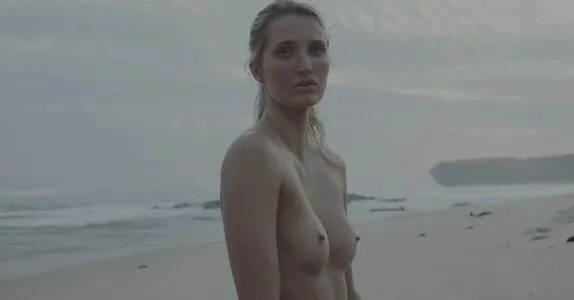 Lindsay Elise Thumbnail Picture