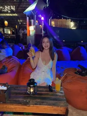 Ling 00 Ee OnlyFans Leaked Free Thumbnail Picture - #xSVf5sn7pl
