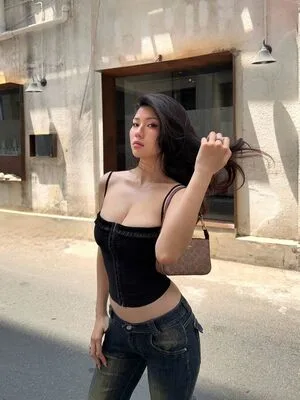Lingdfg OnlyFans Leaked Free Thumbnail Picture - #6Ng1xKLpB3