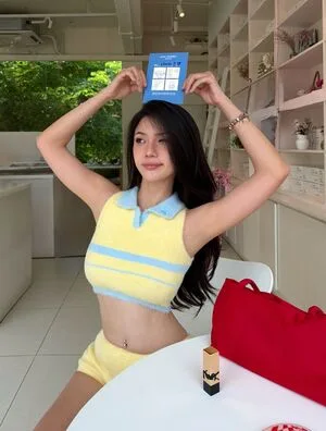 Lingdfg OnlyFans Leaked Free Thumbnail Picture - #9E4K63Mtie