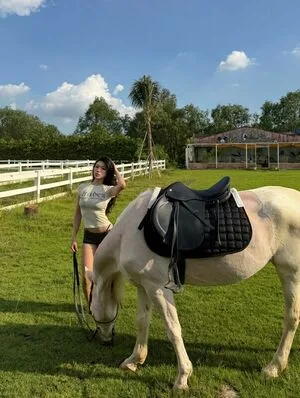 Lingdfg OnlyFans Leaked Free Thumbnail Picture - #SHQSMp2pgy
