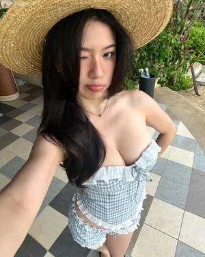 Lingdfg OnlyFans Leaked Free Thumbnail Picture - #VwRl0z6r0t