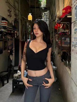Lingdfg OnlyFans Leaked Free Thumbnail Picture - #fjZSfwiR23