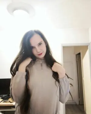 Linthya Thumbnail Picture