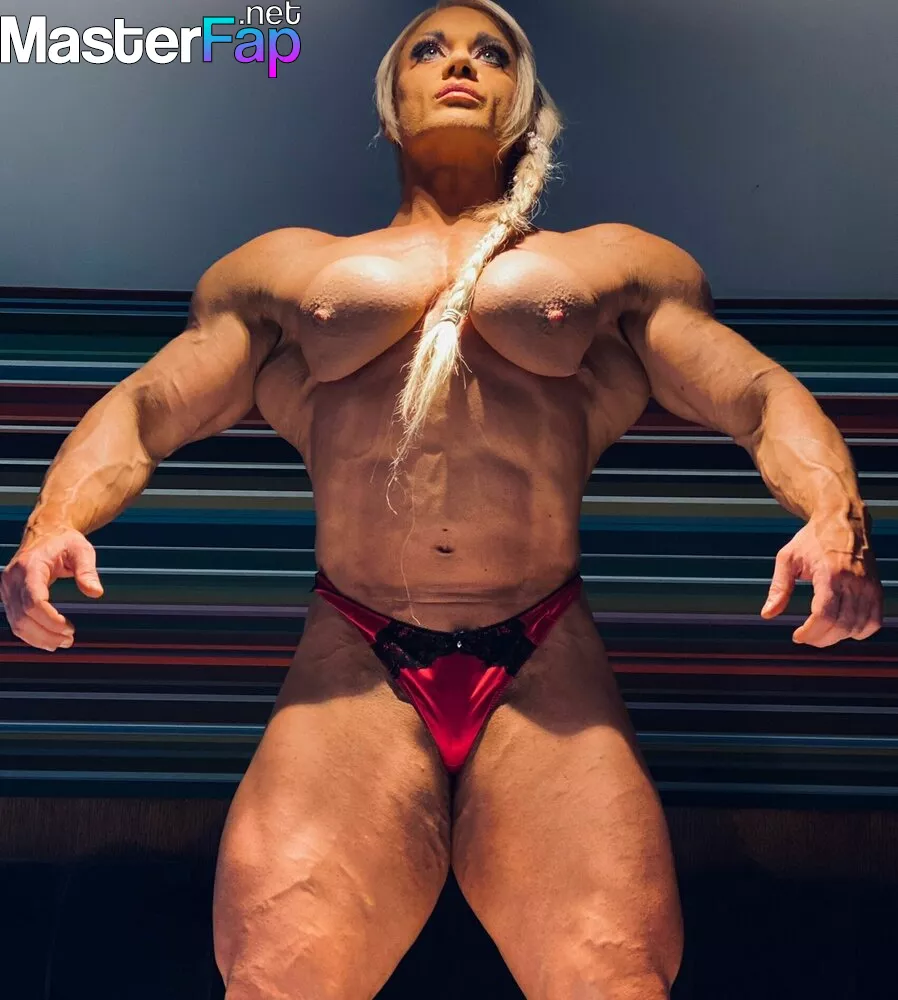 Lisa cross only fans