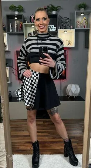 Lisa Luchs OnlyFans Leaked Free Thumbnail Picture - #SAzipSUWnm