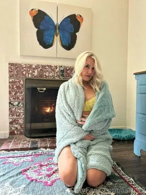 Lish OnlyFans Leaked Free Thumbnail Picture - #a6dcPCows8