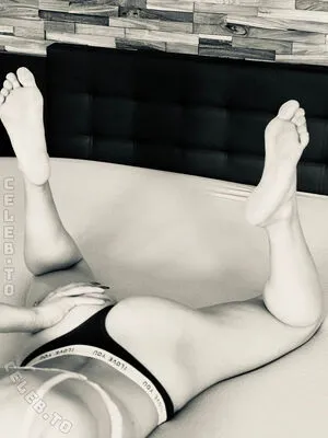 Little Red Devil99 OnlyFans Leaked Free Thumbnail Picture - #5cvXrE1IHo
